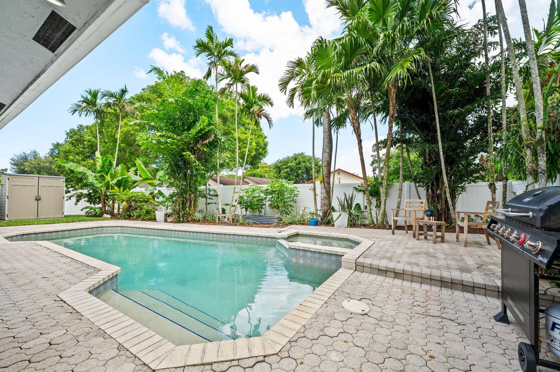 5591 SW 99th Avenue, Cooper City, FL 33328 Back Yard
