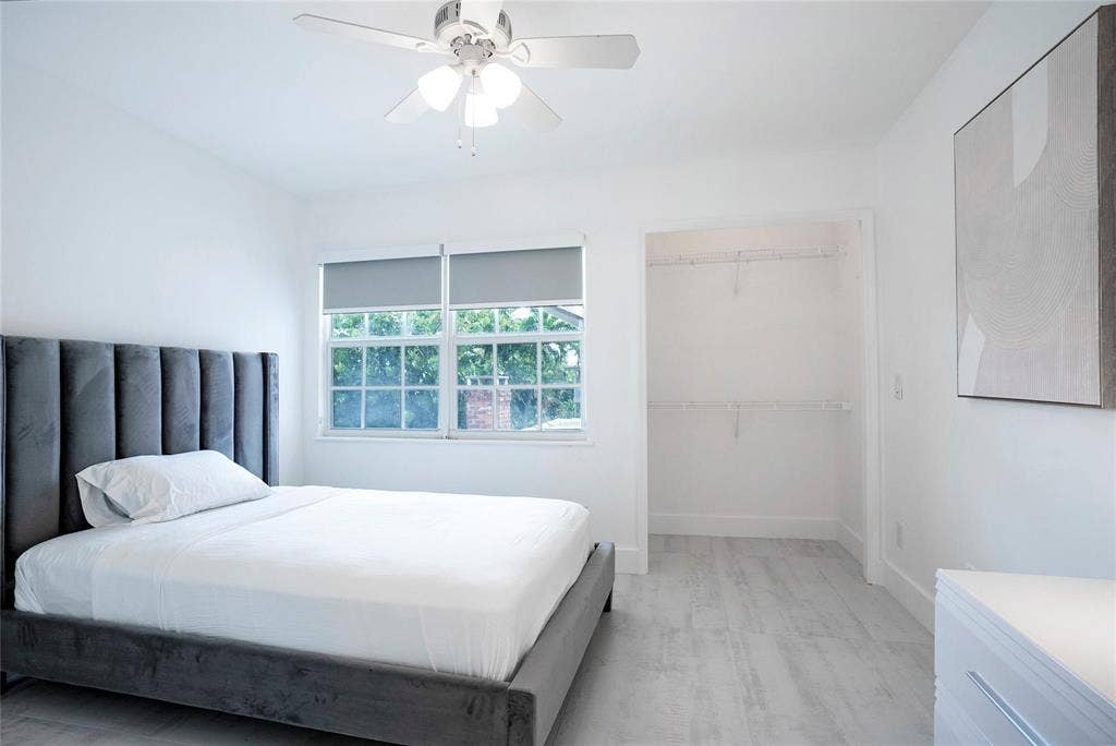 1940 Harbourview Drive, Fort Lauderdale, FL 33316 Guest Bedroom