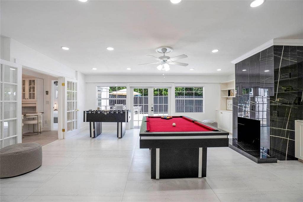 1940 Harbourview Drive, Fort Lauderdale, FL 33316 Game Room