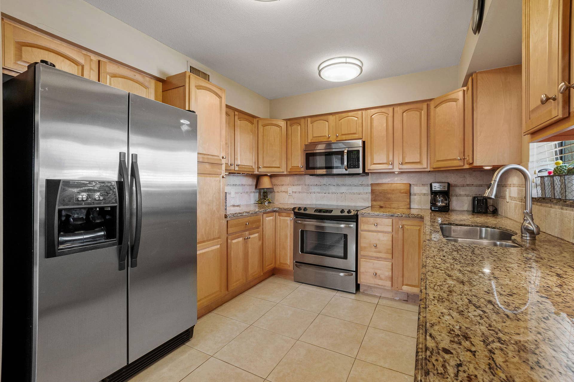 4850 NE 25th Avenue, #West, Fort Lauderdale, FL 33308 11-web-or-mls-4850-ne-25th-ave-1-2