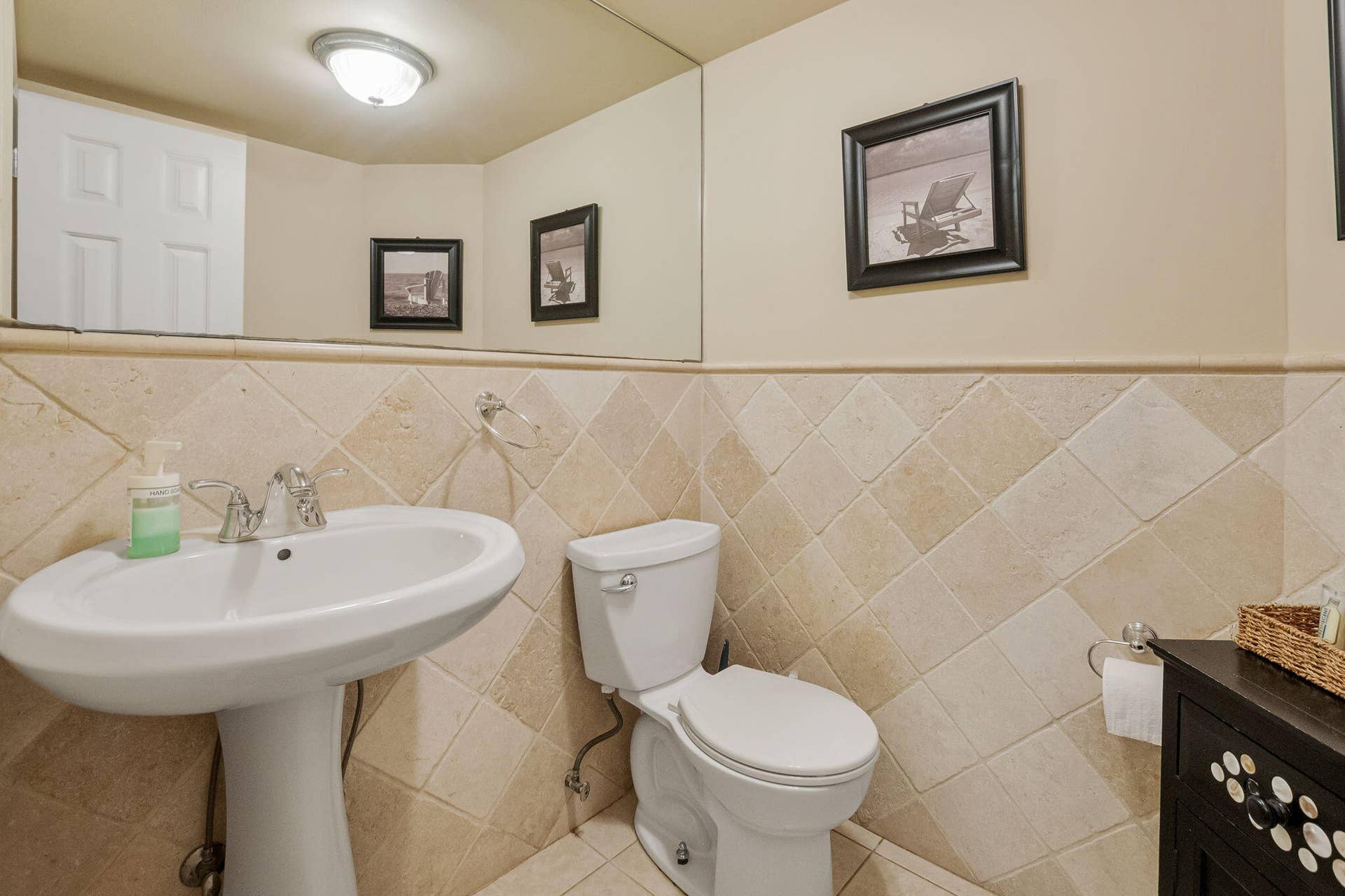 4850 NE 25th Avenue, #West, Fort Lauderdale, FL 33308 16-web-or-mls-4850-ne-25th-ave-1-2