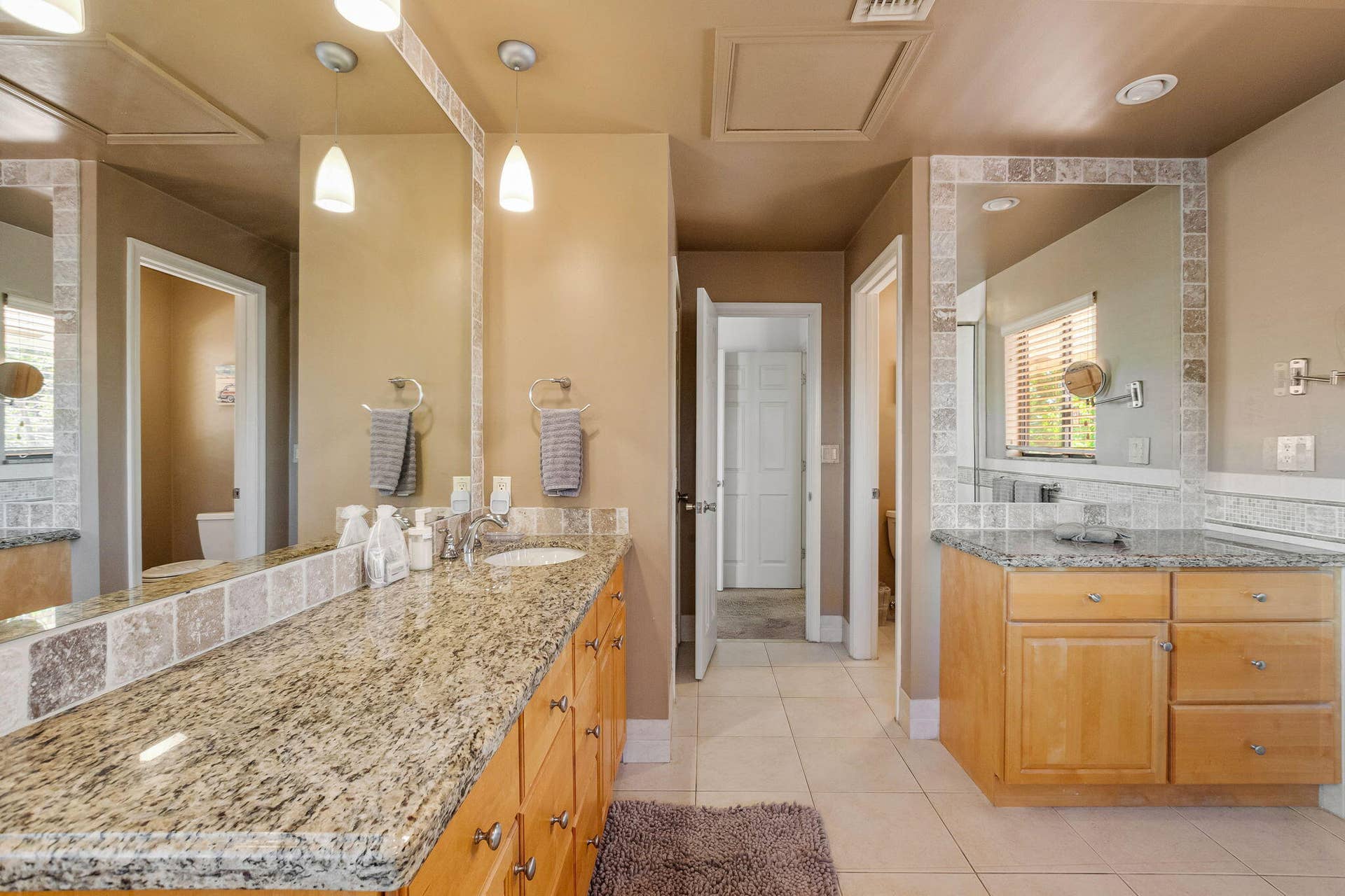 4850 NE 25th Avenue, #West, Fort Lauderdale, FL 33308 27-web-or-mls-4850-ne-25th-ave-1-2
