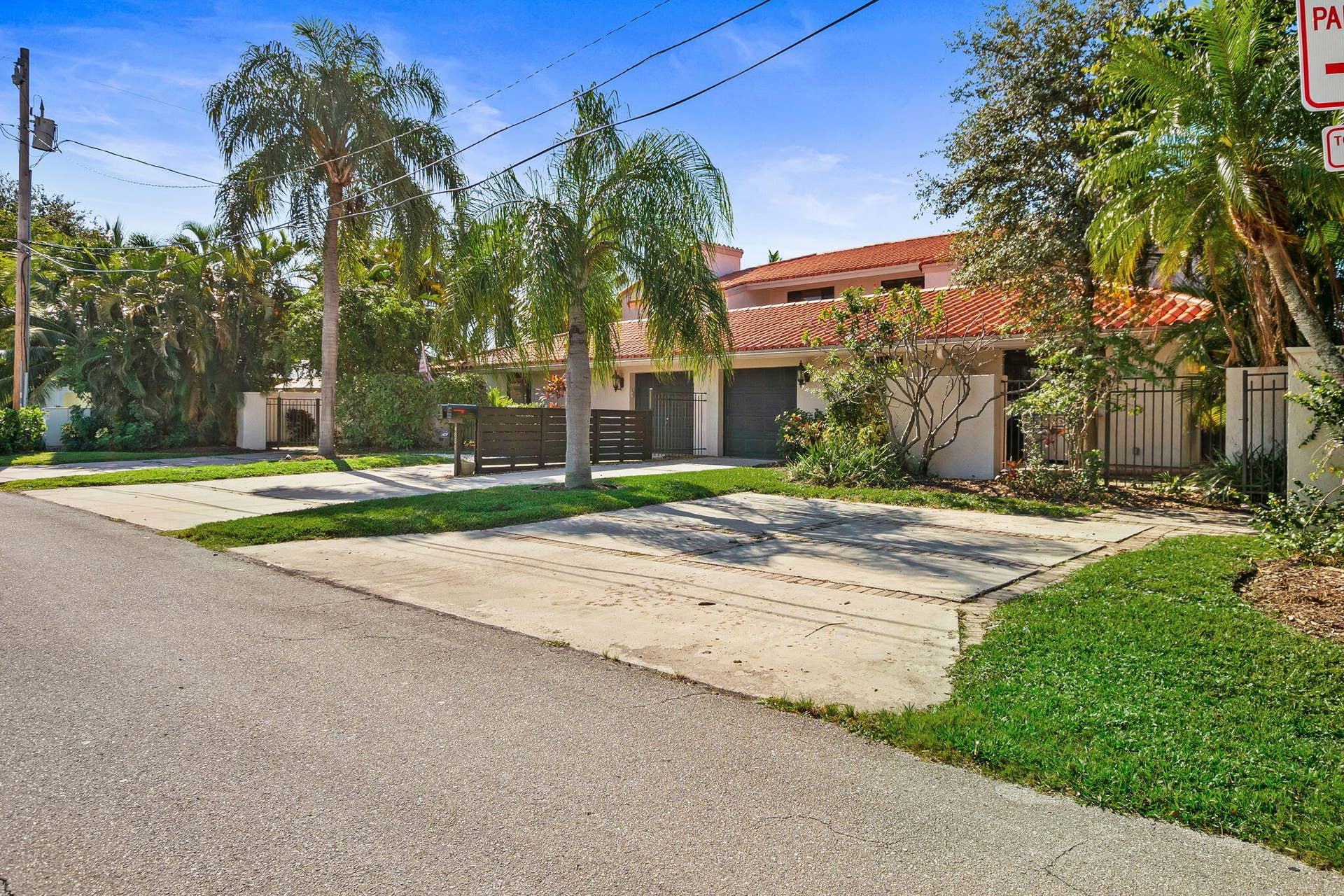 4850 NE 25th Avenue, #West, Fort Lauderdale, FL 33308 2-web-or-mls-4850-ne-25th-ave-1-2