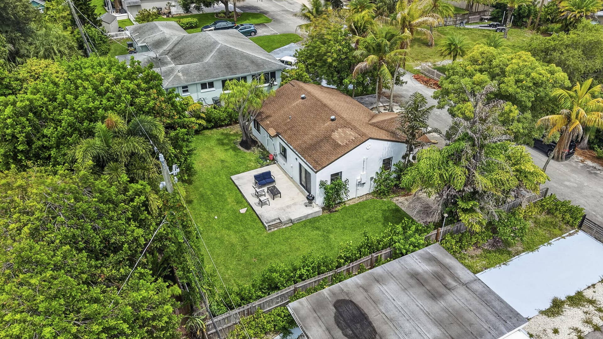 1875 Ridge Road, Juno Beach, FL 33408 57-web-or-mls-DJI_20260707145434_0434_D