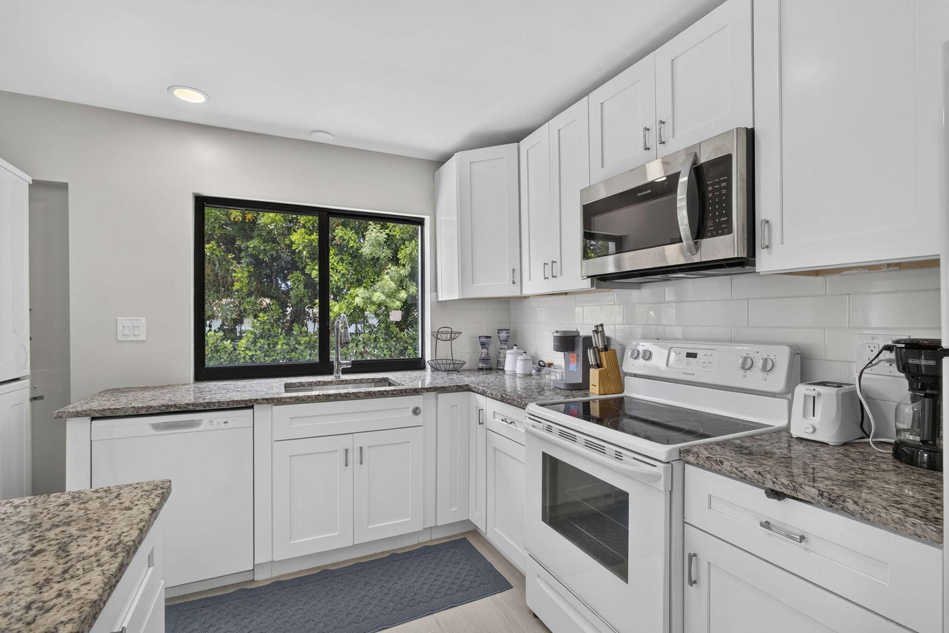 1875 Ridge Road, Juno Beach, FL 33408 25-web-or-mls-BS1A7599