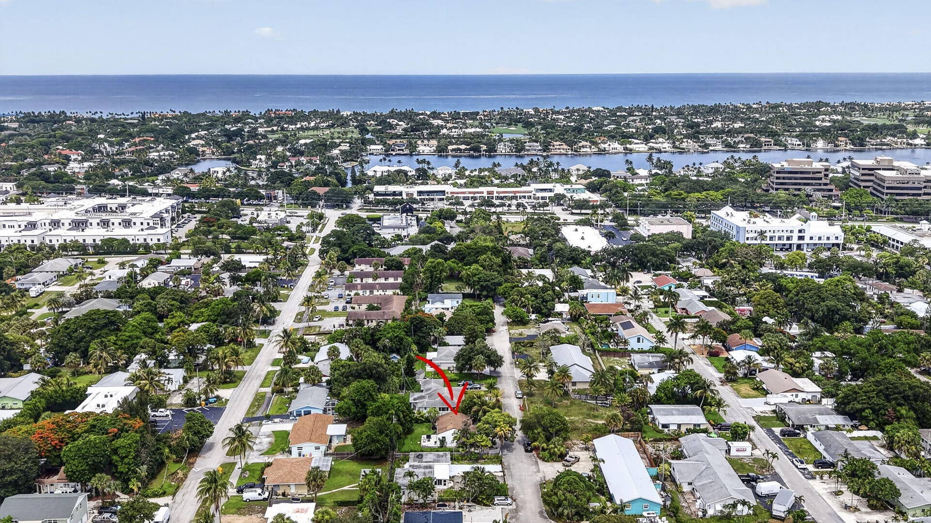 1875 Ridge Road, Juno Beach, FL 33408 53-web-or-mls-DJI_20260707145327_0411_D