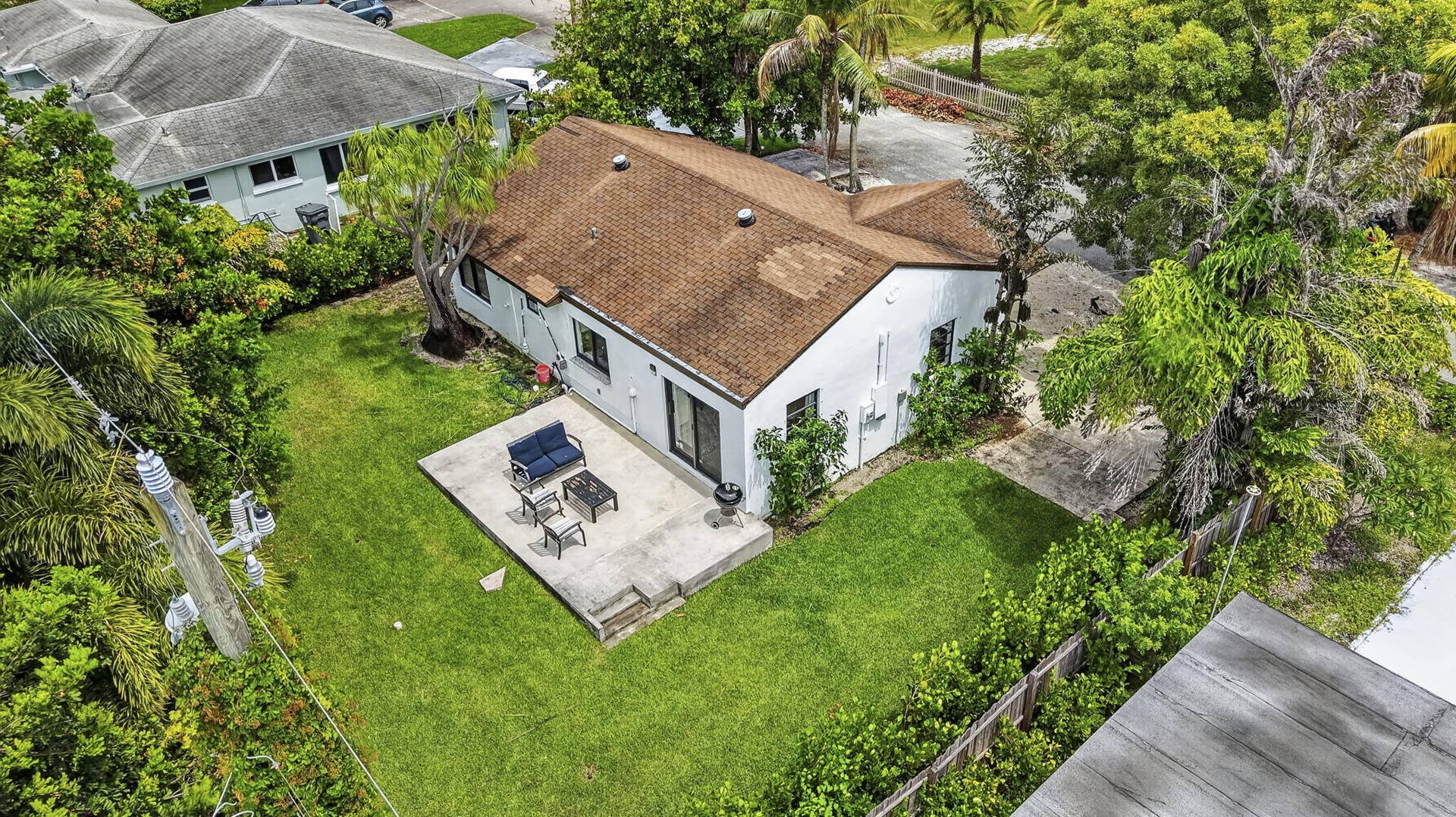 1875 Ridge Road, Juno Beach, FL 33408 58-web-or-mls-DJI_20260707145453_0436_D