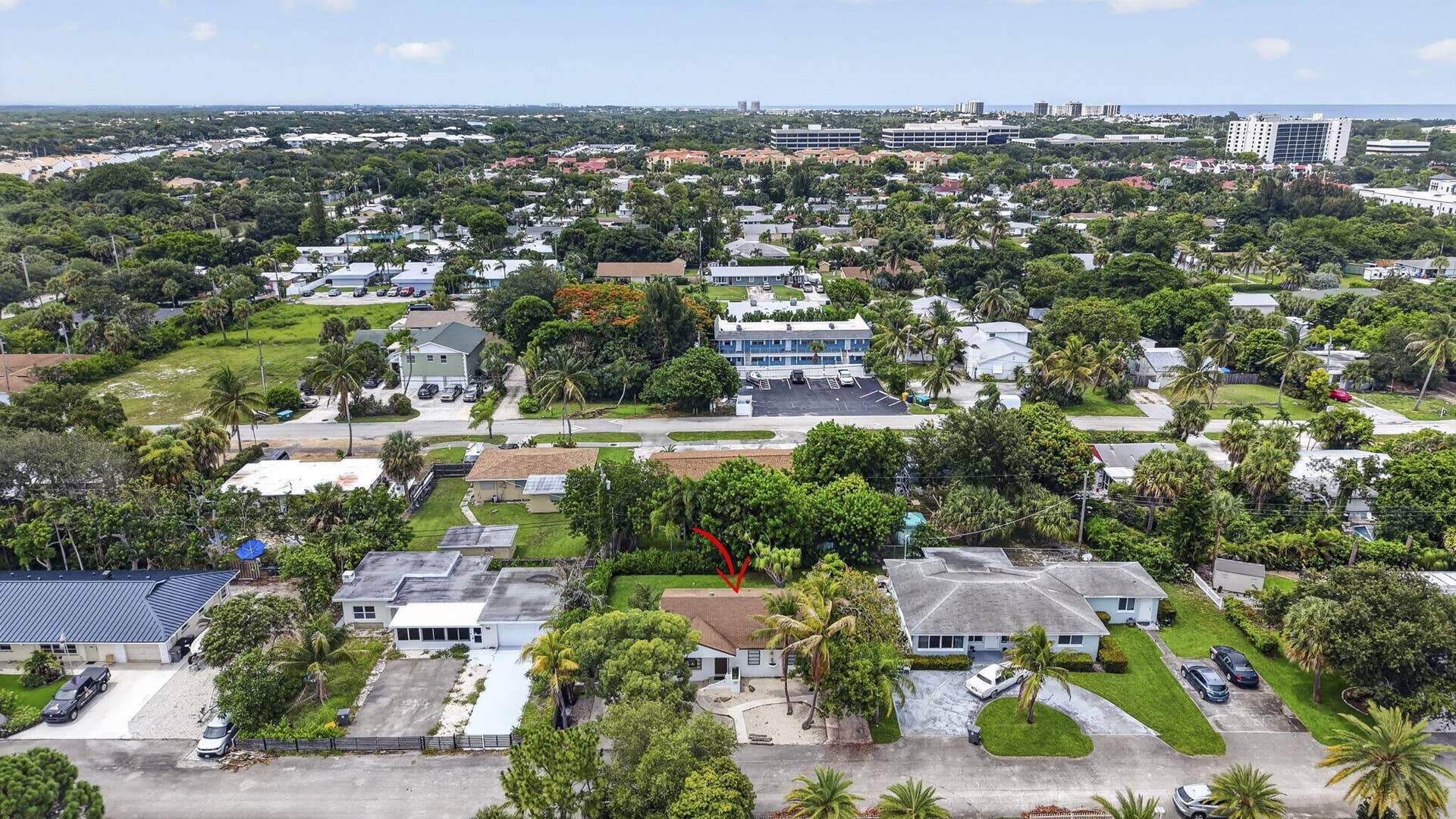 1875 Ridge Road, Juno Beach, FL 33408 42-web-or-mls-DJI_20260707145130_0356_D