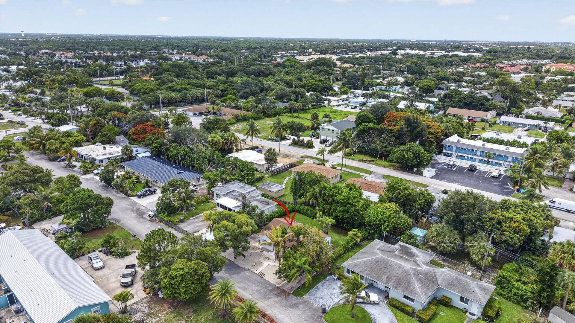 1875 Ridge Road, Juno Beach, FL 33408 43-web-or-mls-DJI_20260707145140_0364_D