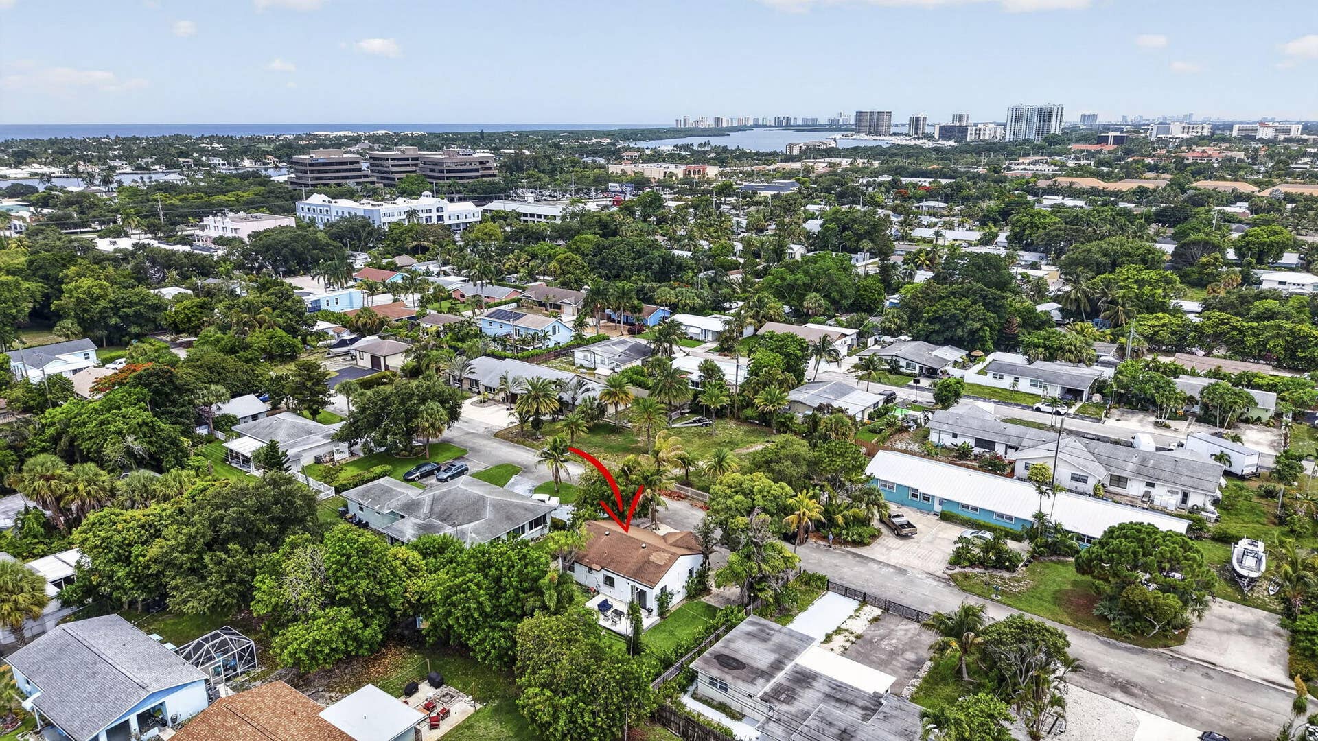 1875 Ridge Road, Juno Beach, FL 33408 46-web-or-mls-DJI_20260707145213_0376_D