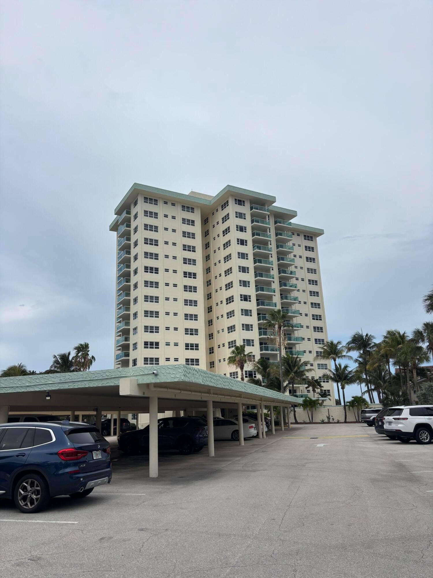 6000 N Ocean Boulevard, #10a, Lauderdale-By-The-Sea, Lauderdale By The Sea, FL 33308 C74410C4-7519-4D9B-86BE-AB3D965DD727