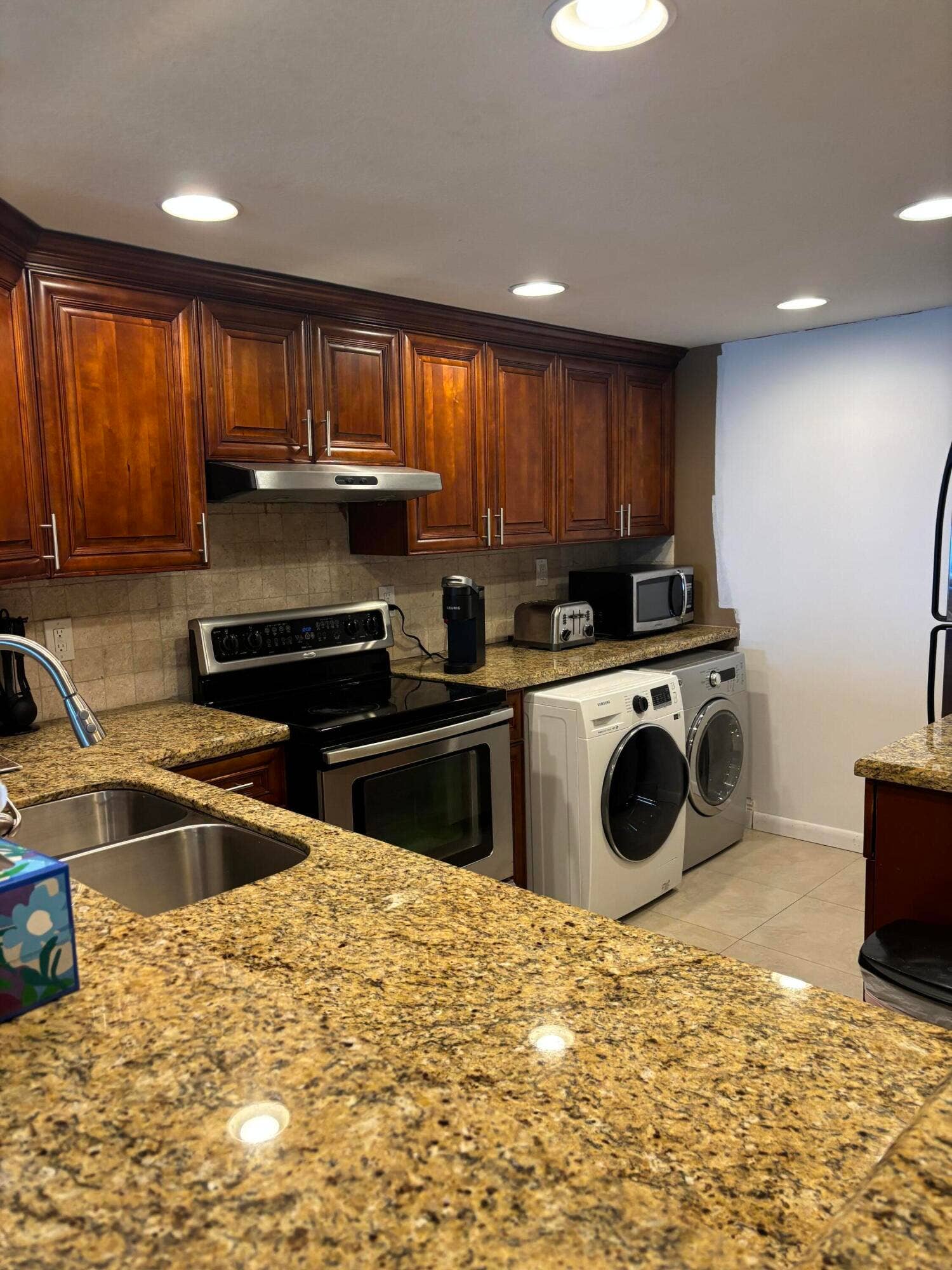 6000 N Ocean Boulevard, #10a, Lauderdale-By-The-Sea, Lauderdale By The Sea, FL 33308 076C8140-7625-4A59-AA6C-451A021D611D
