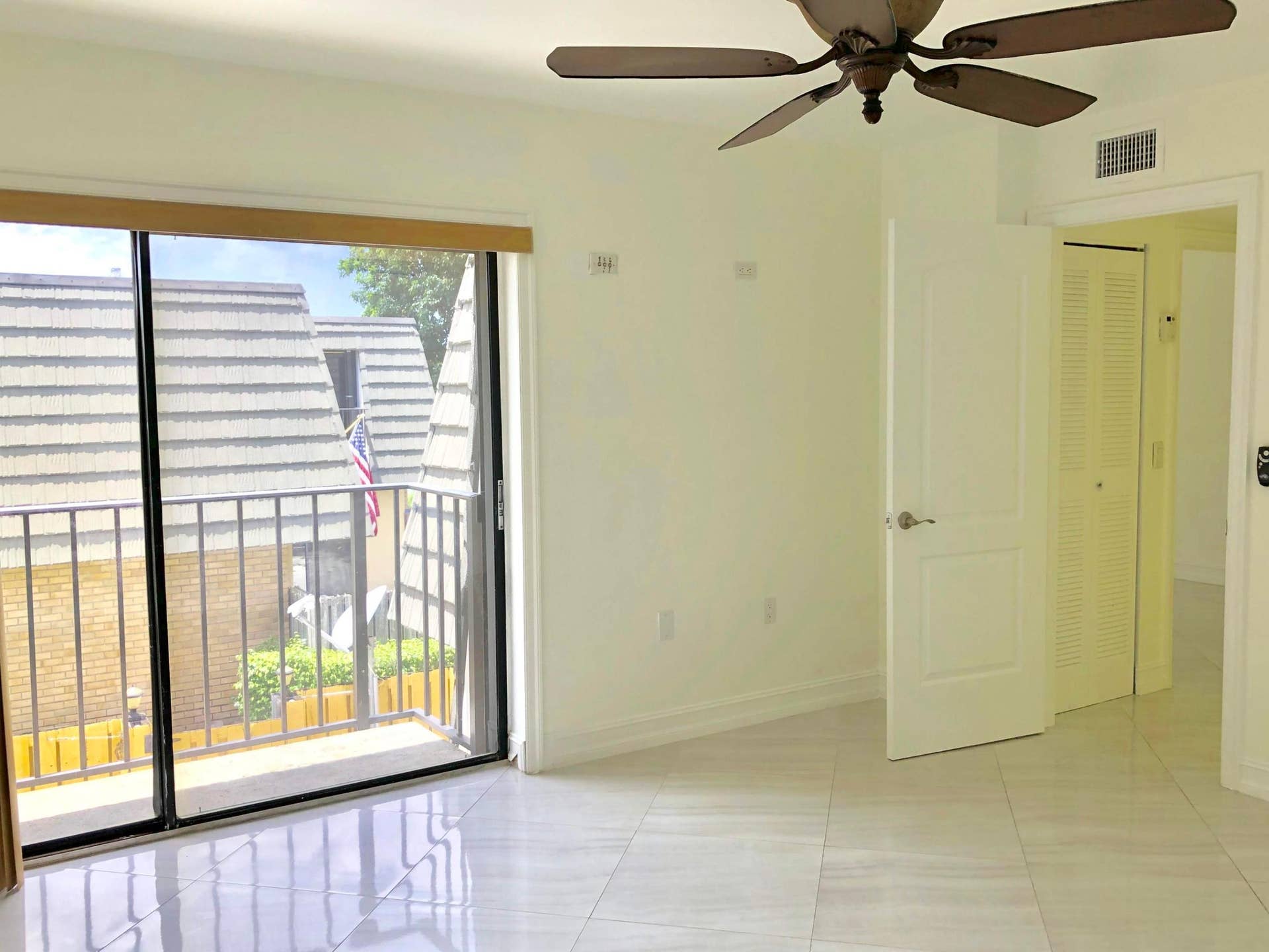 910 9th Way, West Palm Beach, FL 33407 Master Bedroom
