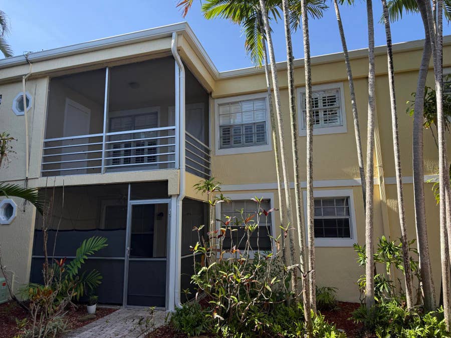 Property photo for 320 SE 10TH Avenue, #C, Pompano Beach, FL