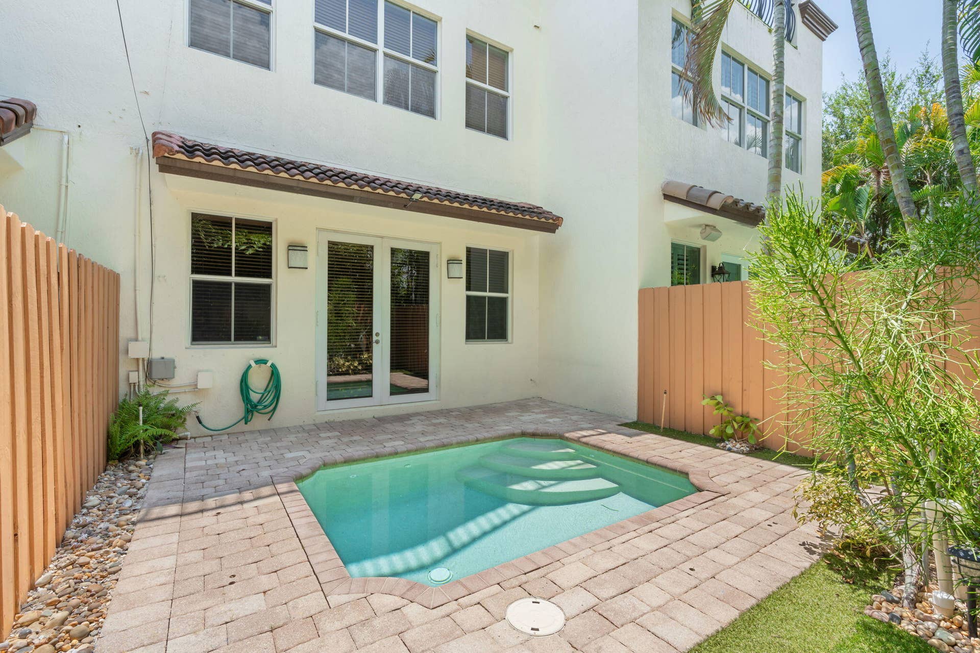 6-web-or-mls-1421 NE 26th Ave Fort Laude