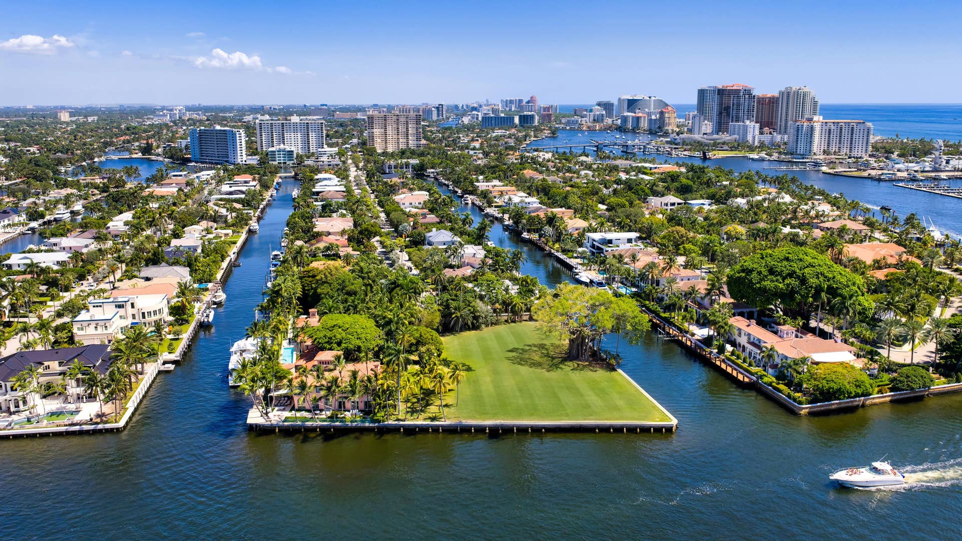 1000 Riviera Isle Drive, Fort Lauderdale, FL 33301 1000 Riviera Dr. 20