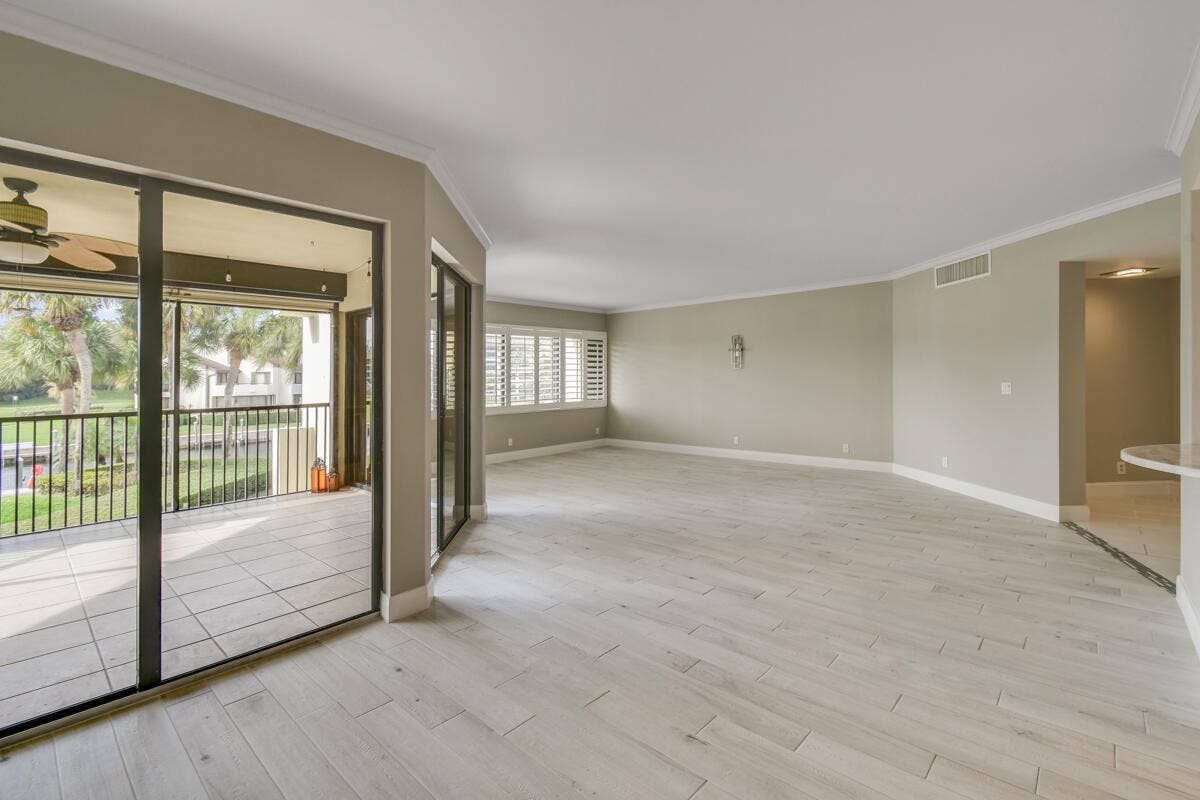 1117 Marine Way E, #K2l, North Palm Beach, FL 33408 Dining to Living-Patio