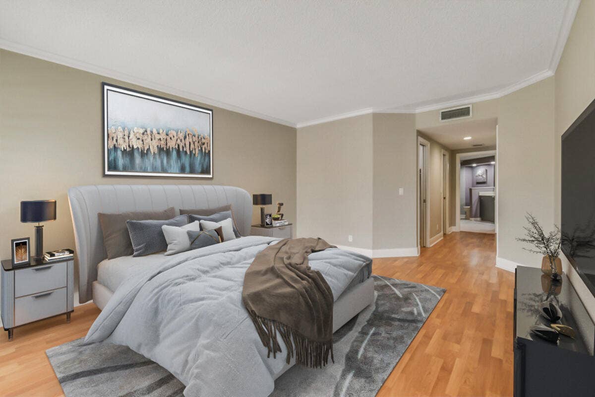 1117 Marine Way E, #K2l, North Palm Beach, FL 33408 Virtual Master to entry hallway