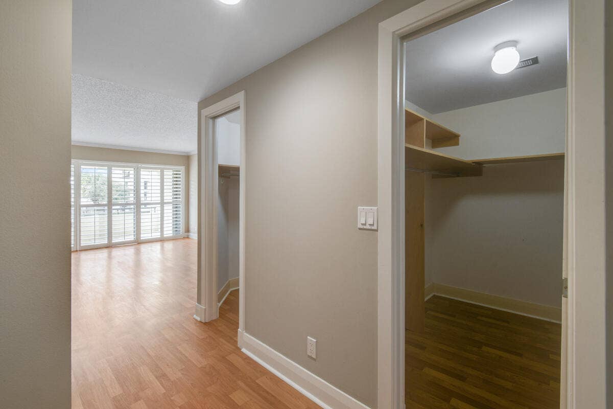 1117 Marine Way E, #K2l, North Palm Beach, FL 33408 Master Bedroom entry to closets