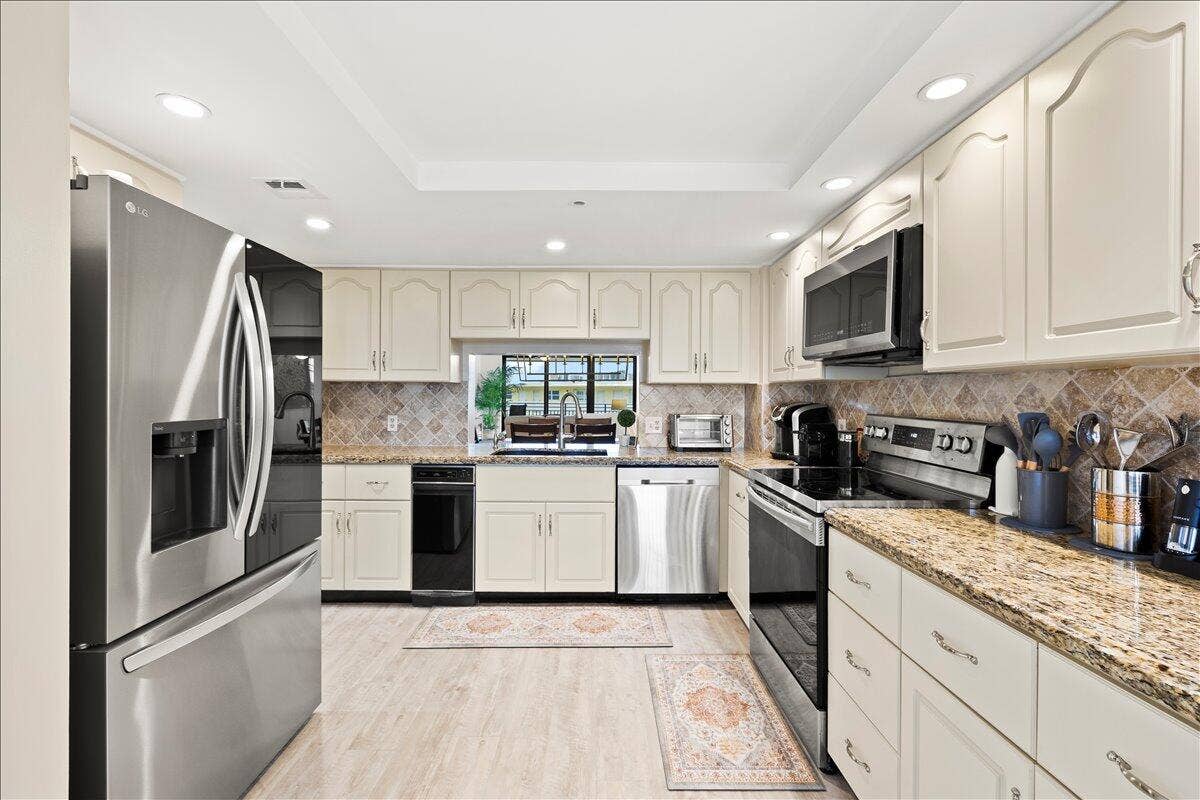 1167 Hillsboro Mile, #509, Hillsboro Beach, FL 33062 08-424A0182