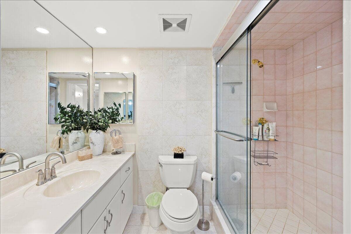 1167 Hillsboro Mile, #509, Hillsboro Beach, FL 33062 28-424A0162