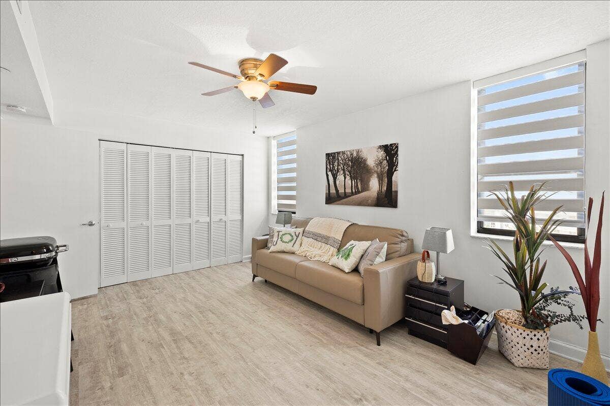 1167 Hillsboro Mile, #509, Hillsboro Beach, FL 33062 32-424A0262
