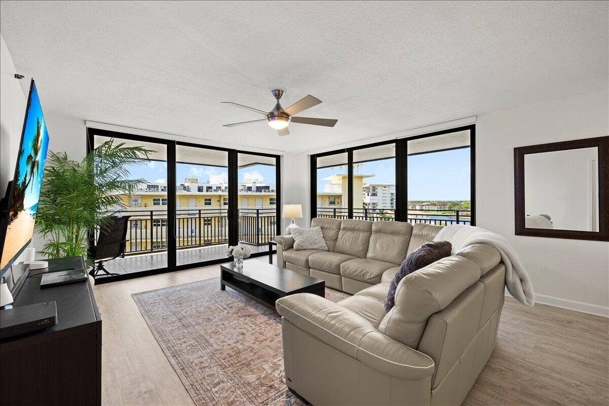 1167 Hillsboro Mile, #509, Hillsboro Beach, FL 33062 15-424A0232