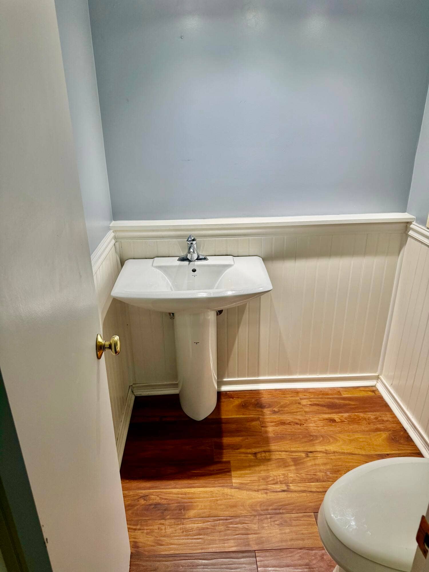2801 N Palm Aire Drive, #604, Pompano Beach, FL 33069 Half Bath