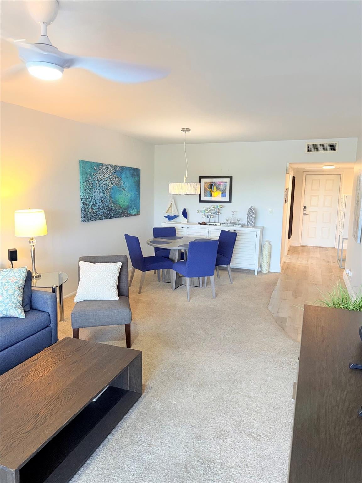2801 N Palm Aire Drive, #604, Pompano Beach, FL 33069 Living Room