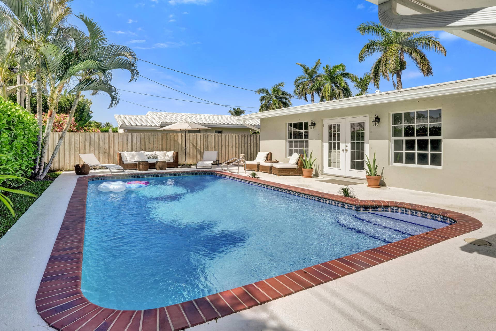 4240 NE 28th Avenue, Fort Lauderdale, FL 33308 DSC04935