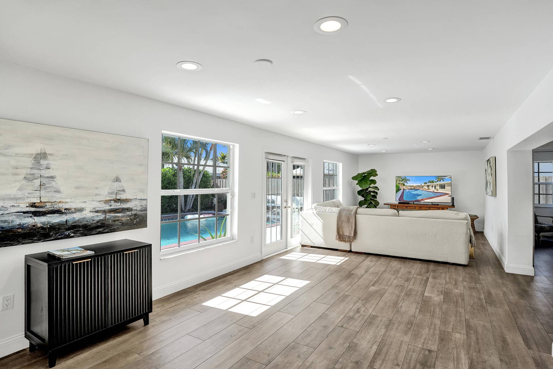 4240 NE 28th Avenue, Fort Lauderdale, FL 33308 DSC04869