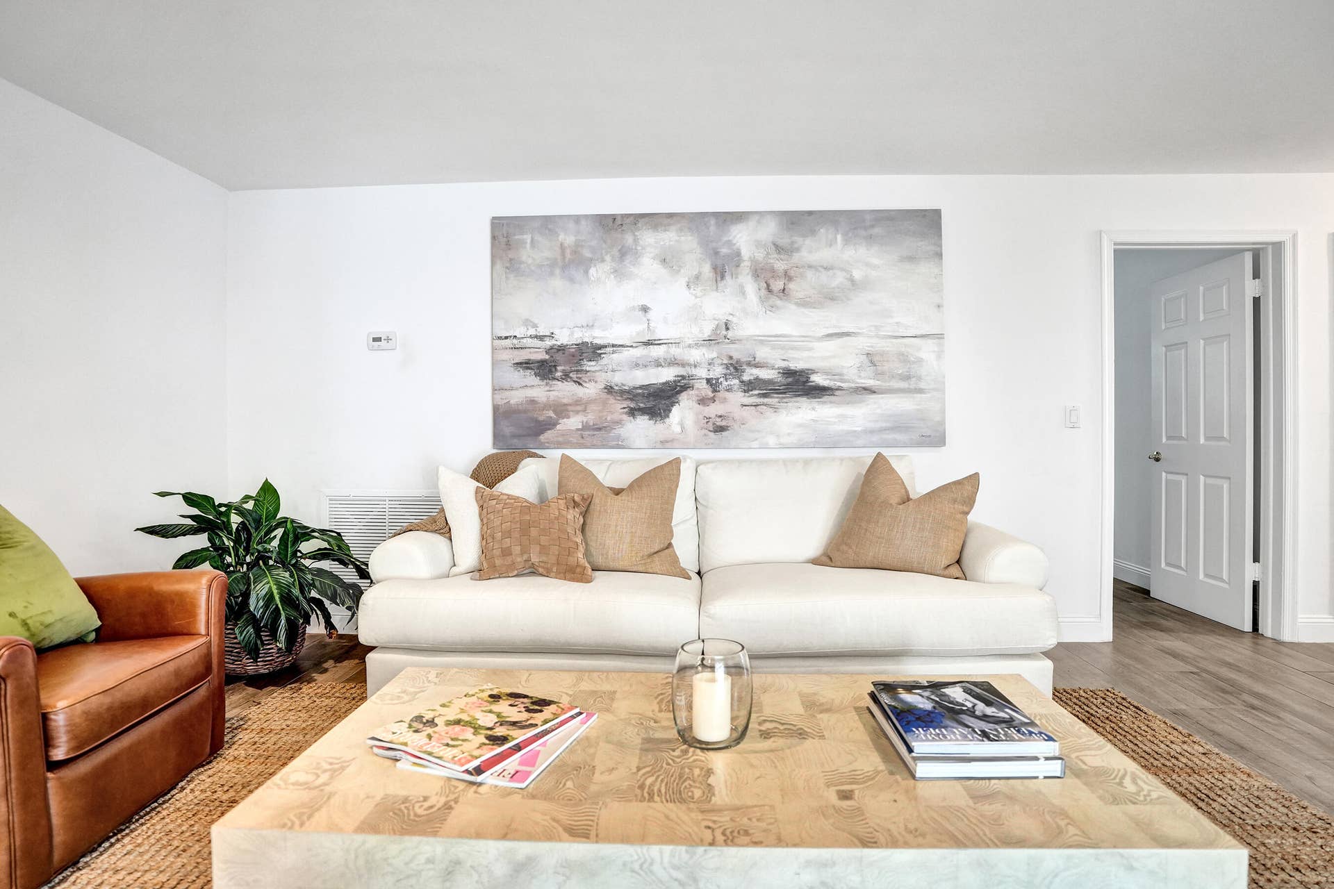 4240 NE 28th Avenue, Fort Lauderdale, FL 33308 DSC04854