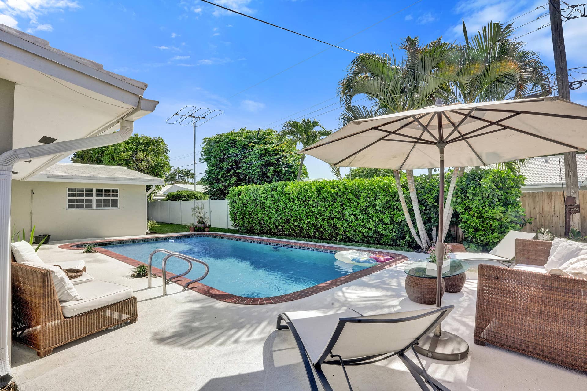 4240 NE 28th Avenue, Fort Lauderdale, FL 33308 DSC04926