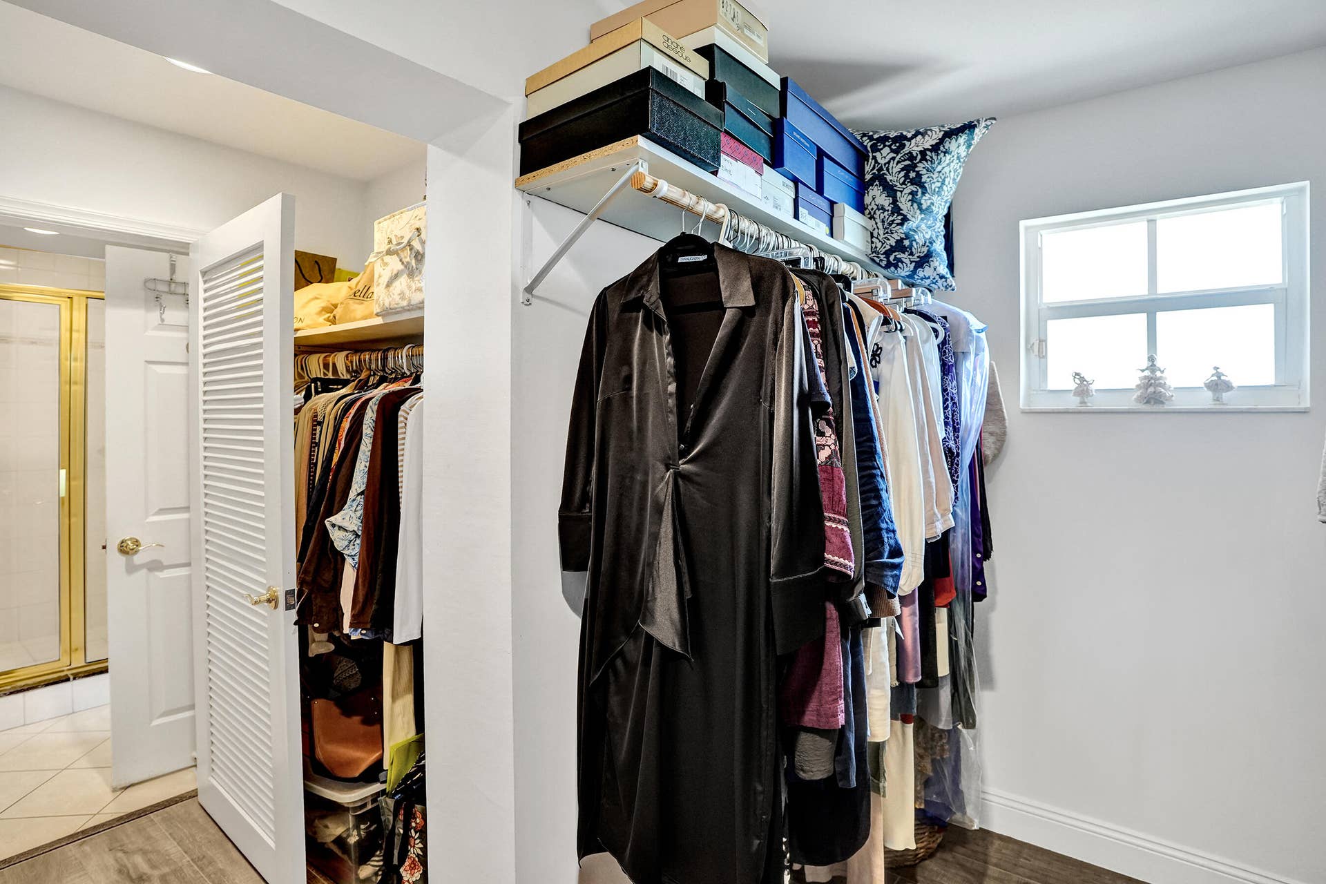 4240 NE 28th Avenue, Fort Lauderdale, FL 33308 Master walk in closet angle 1