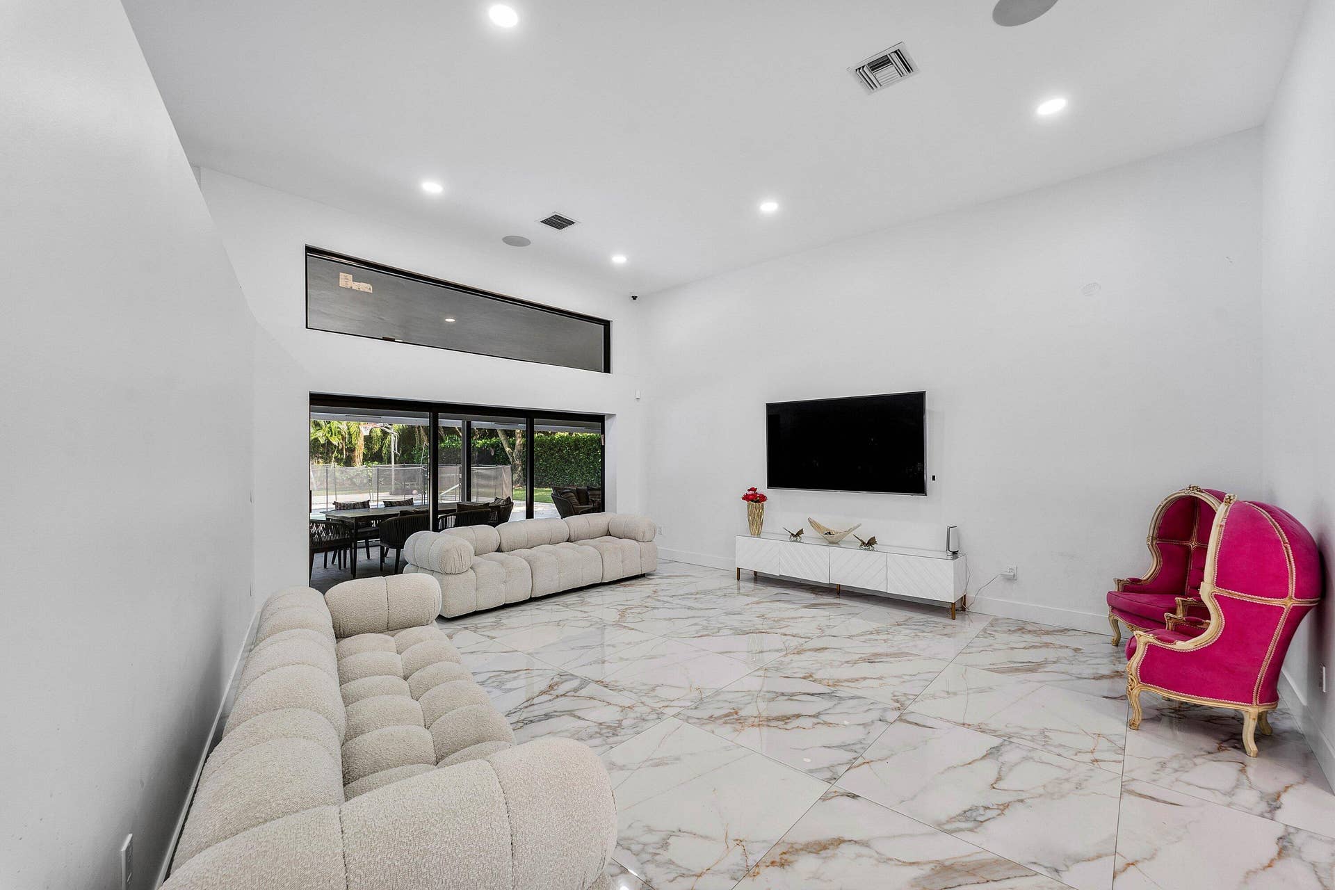 7210 W Cypresshead Drive, Parkland, FL 33067 009-7210