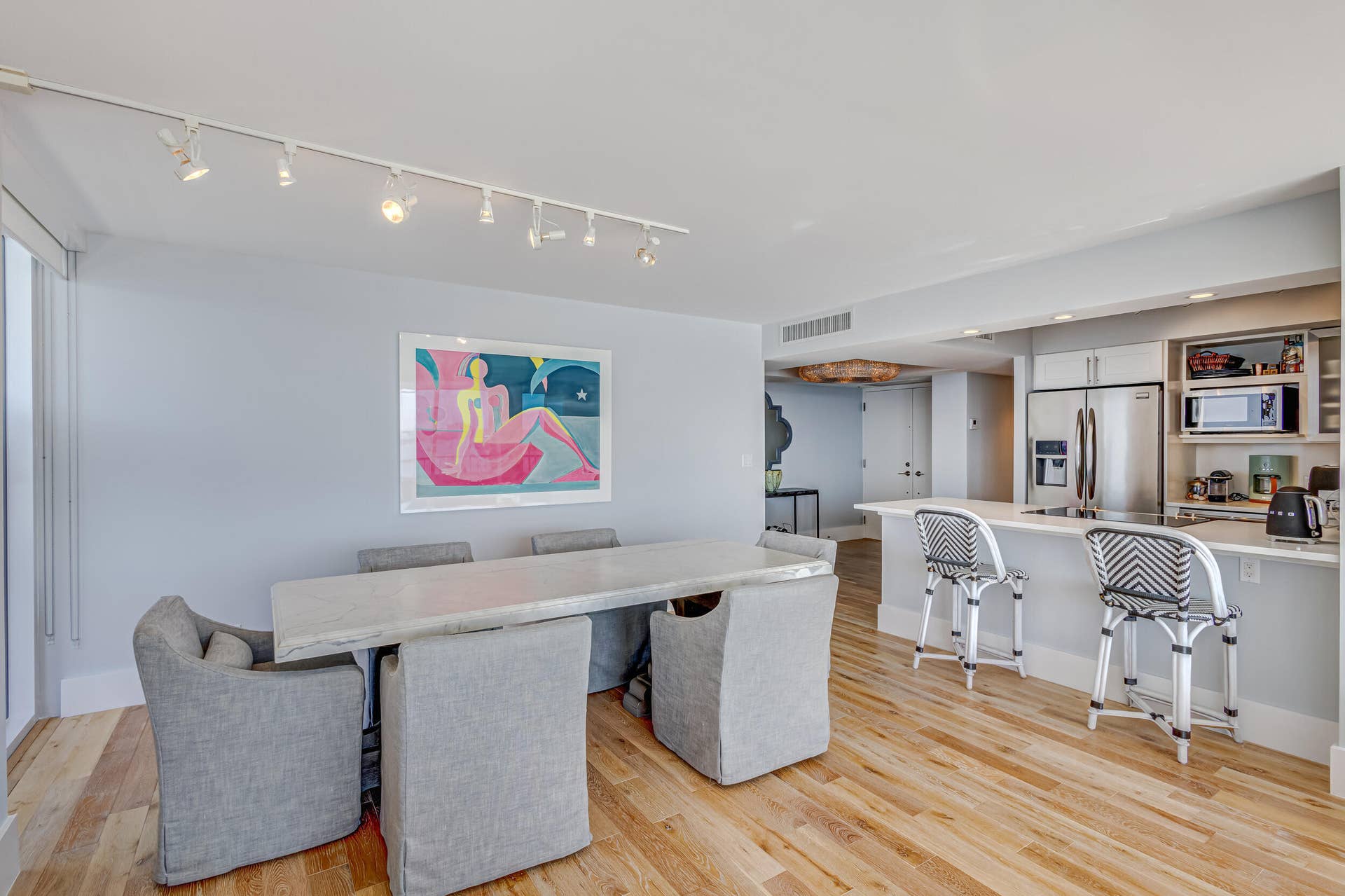 5510 N Ocean Drive, #24d, Singer Island, FL 33404 DINING