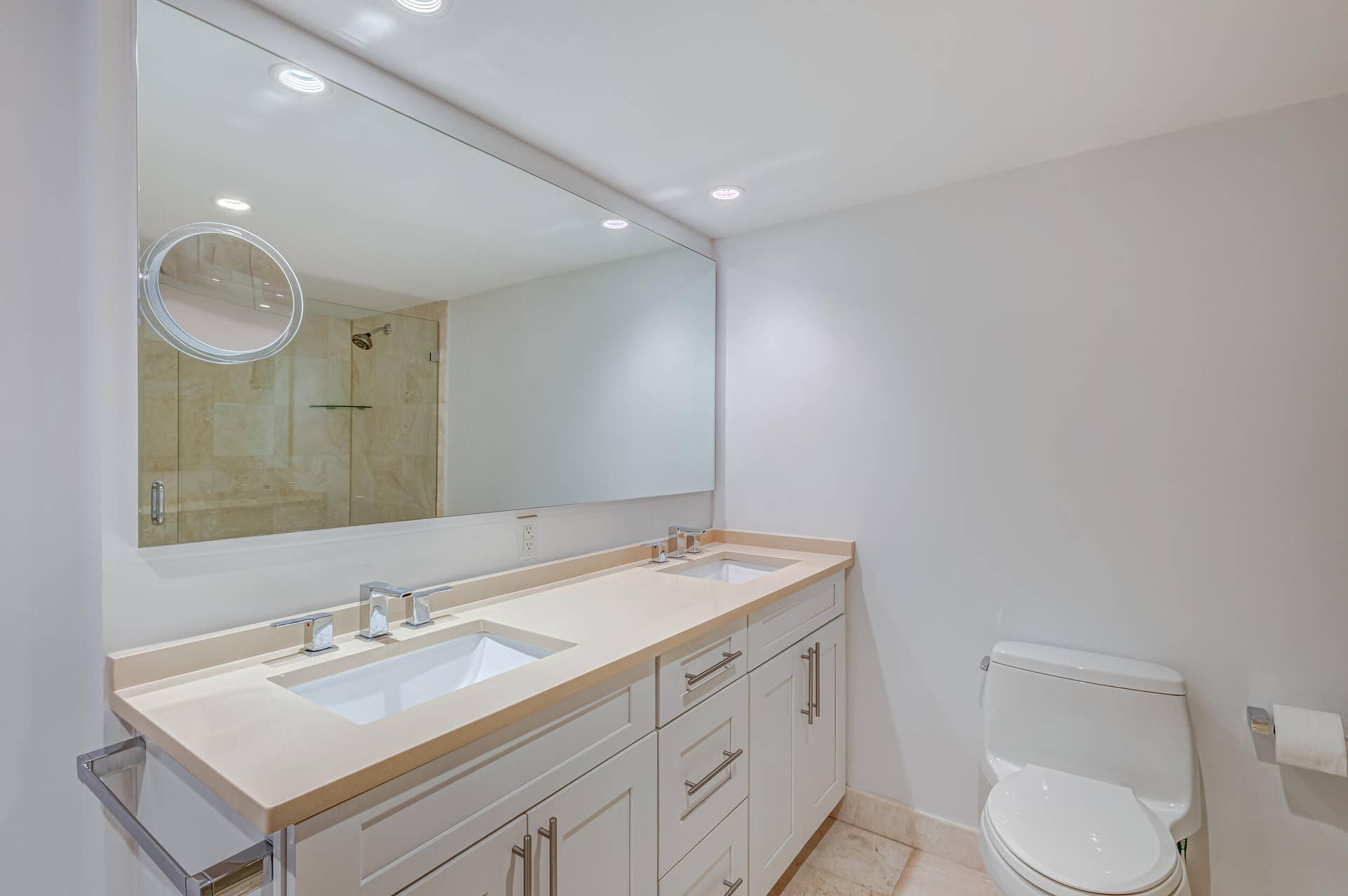 5510 N Ocean Drive, #24d, Singer Island, FL 33404 BATH