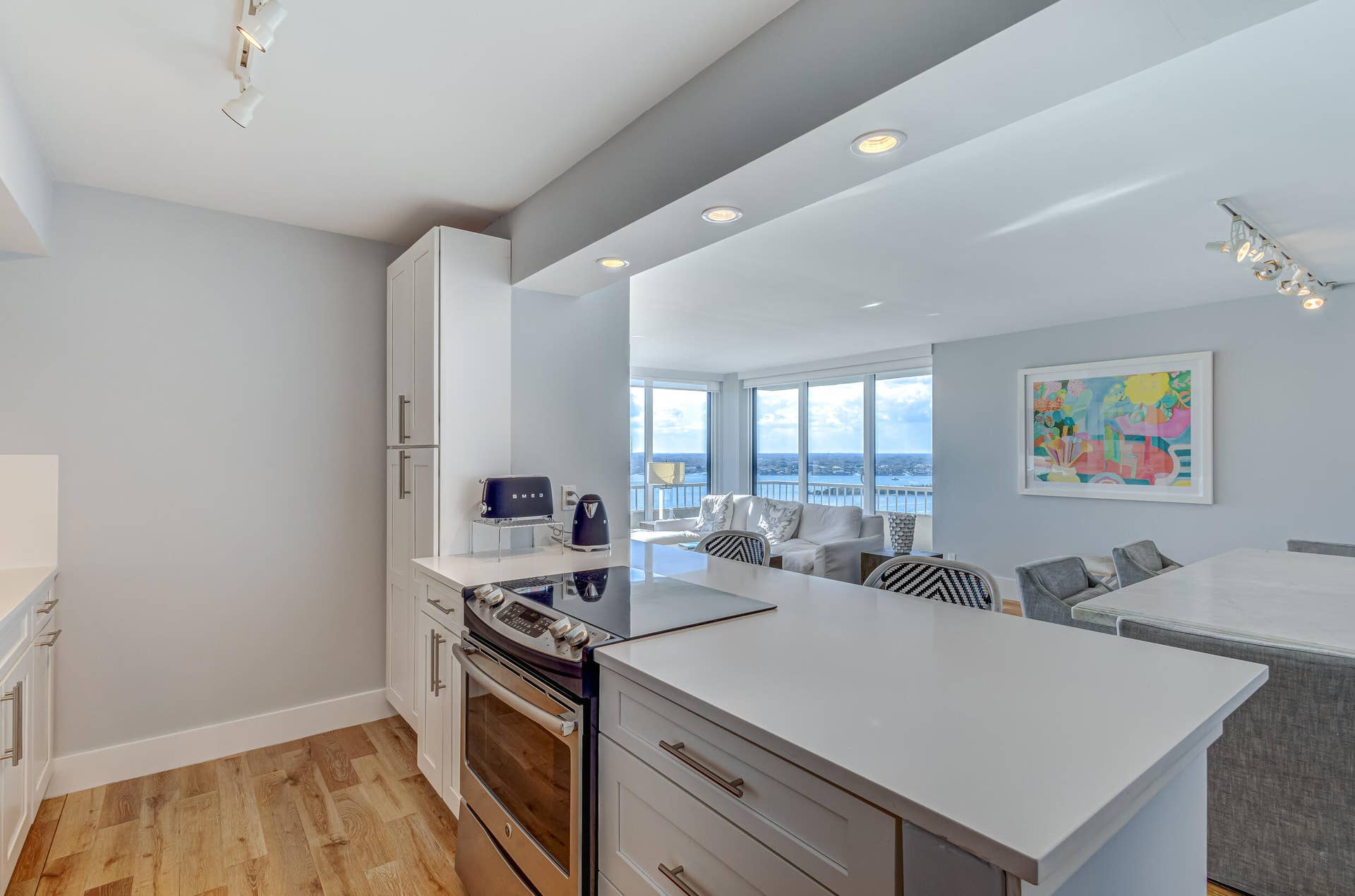5510 N Ocean Drive, #24d, Singer Island, FL 33404 KITCHEN