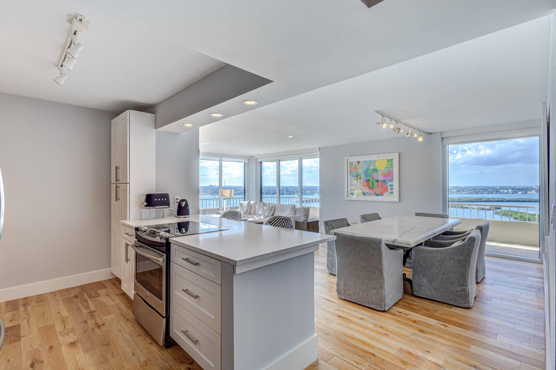 5510 N Ocean Drive, #24d, Singer Island, FL 33404 KITCHEN