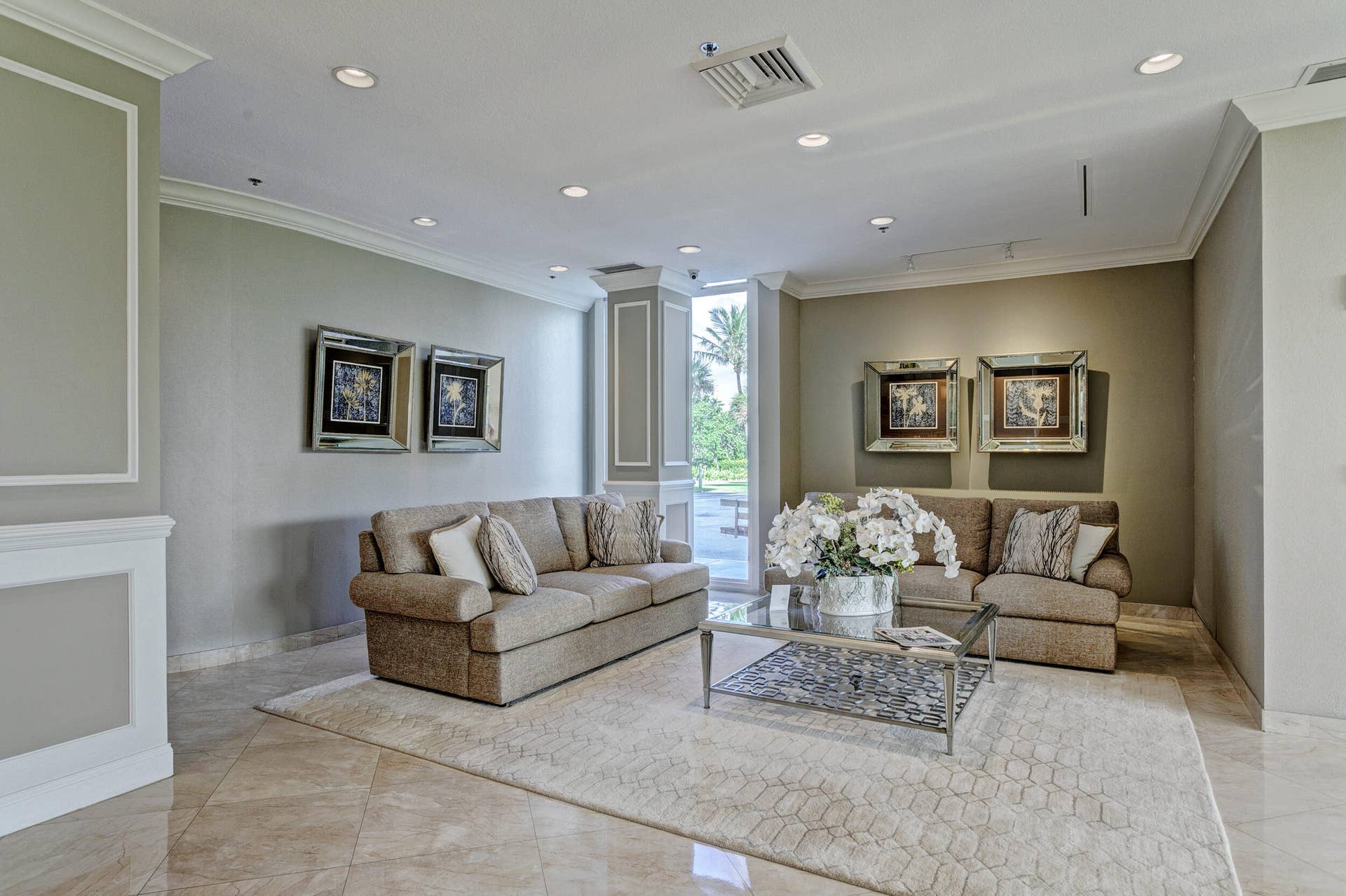 5510 N Ocean Drive, #24d, Singer Island, FL 33404 LOBBY