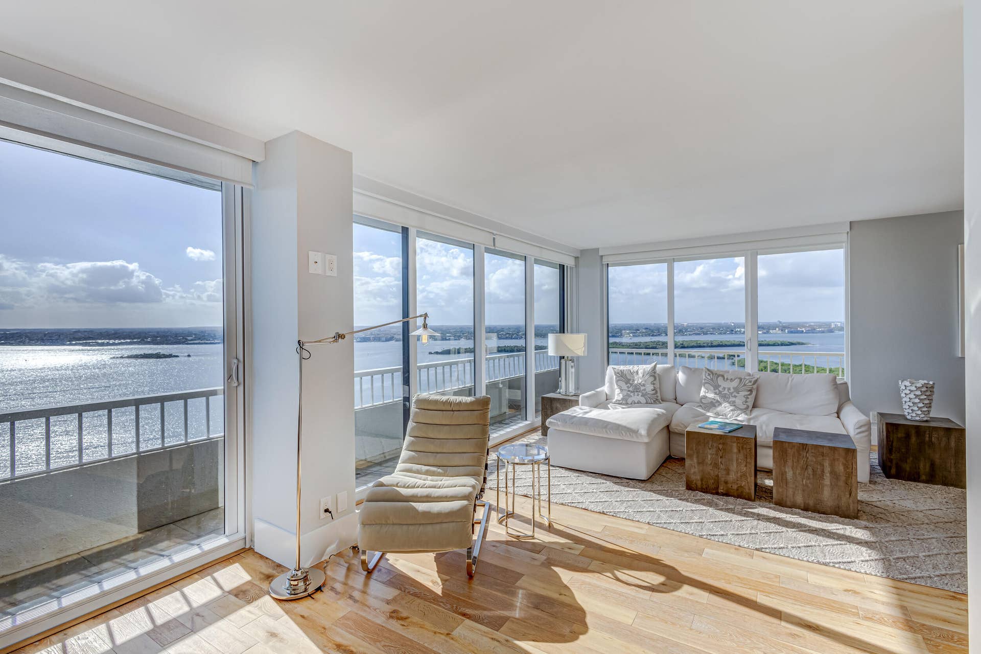 5510 N Ocean Drive, #24d, Singer Island, FL 33404 LIVING AREA
