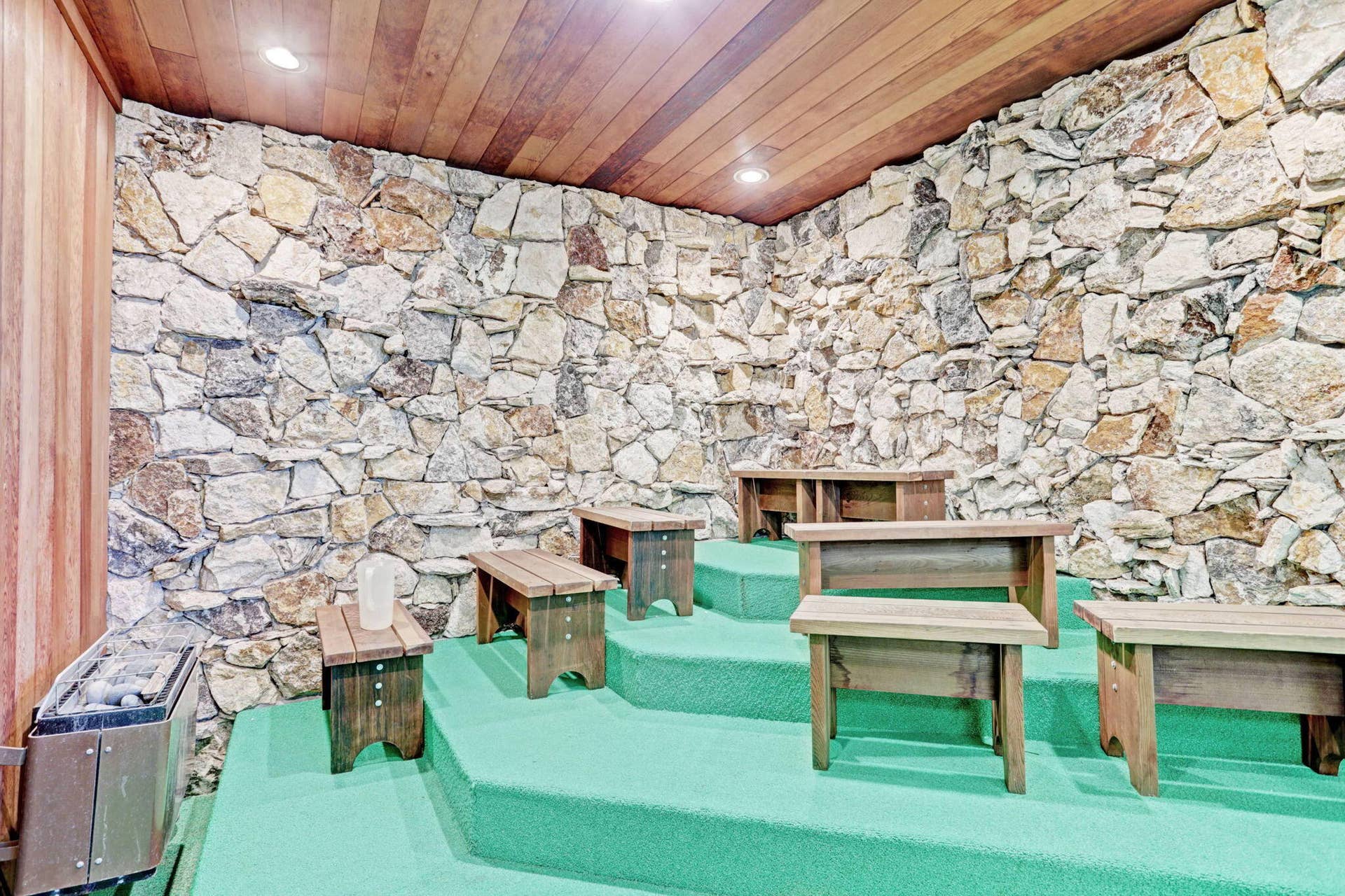 SAUNA