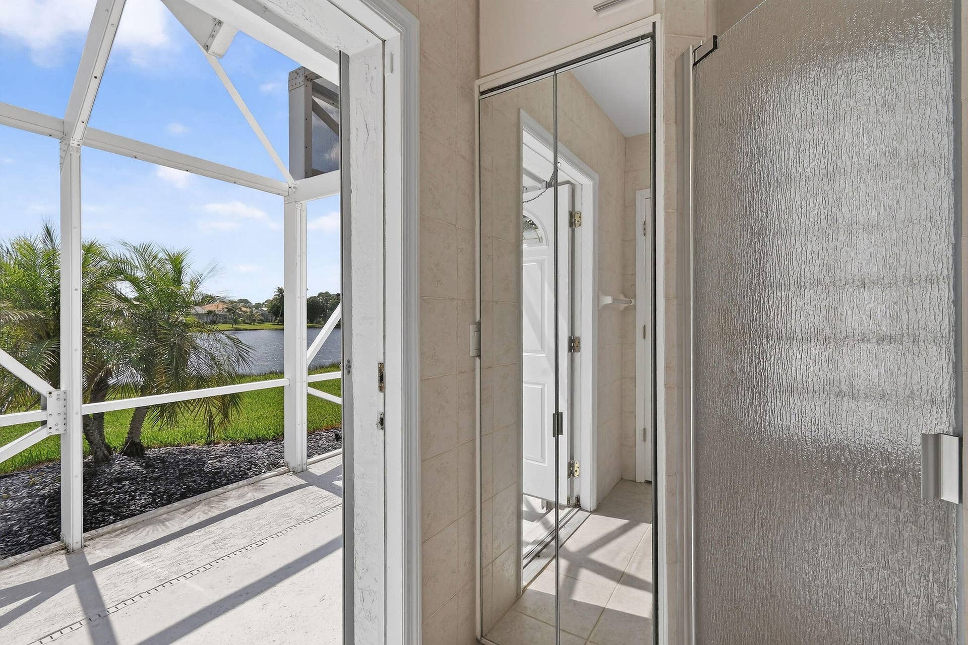 8091SEWoodlakeLane(68)