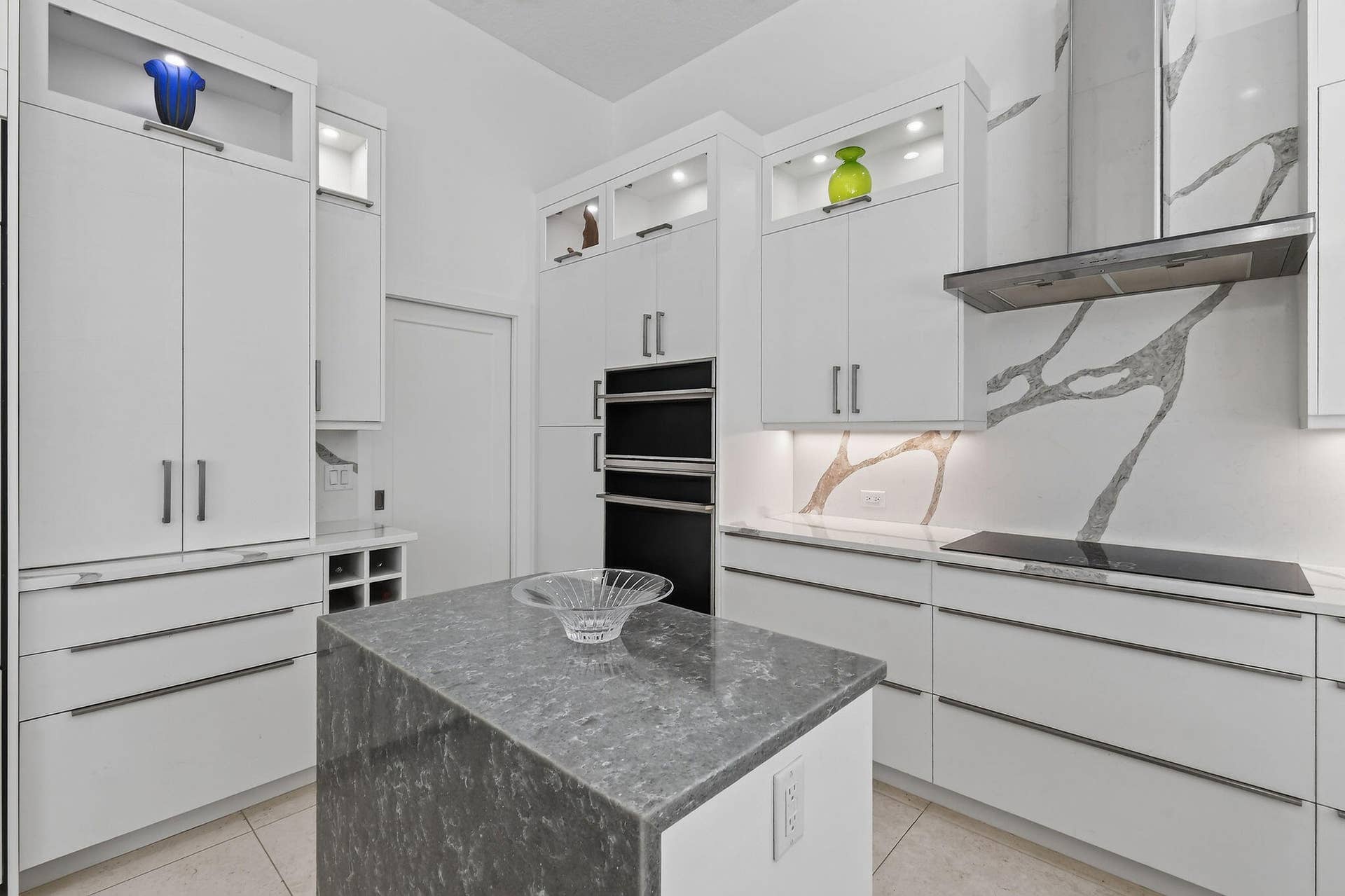 8091SEWoodlakeLane(32)