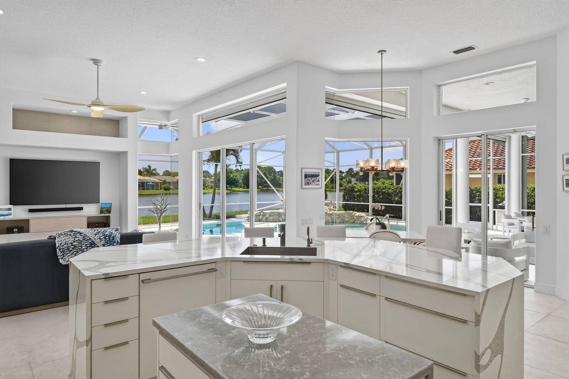 8091SEWoodlakeLane(29)