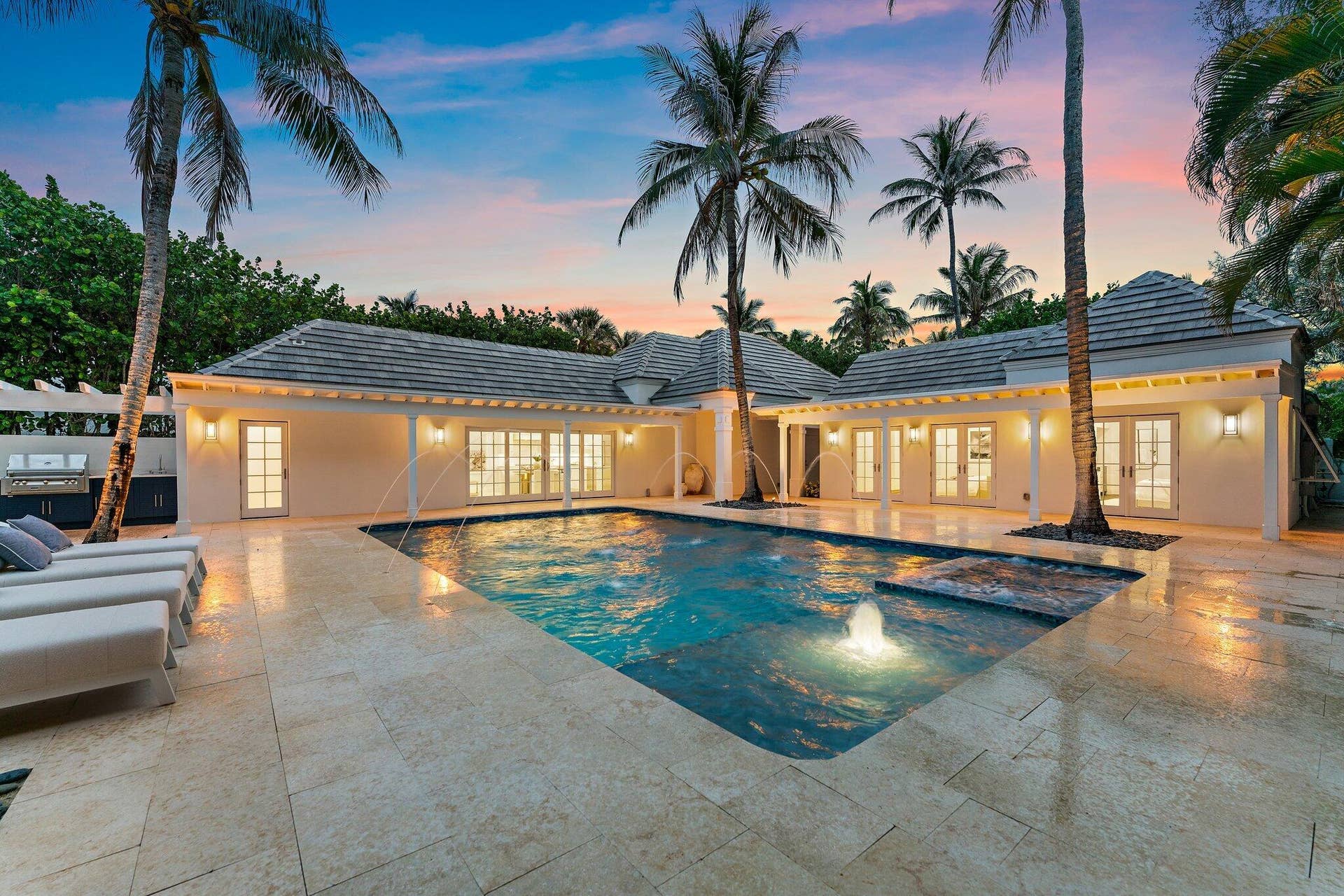 43 N Beach Road, Hobe Sound, FL 33455 View to Guest Houses