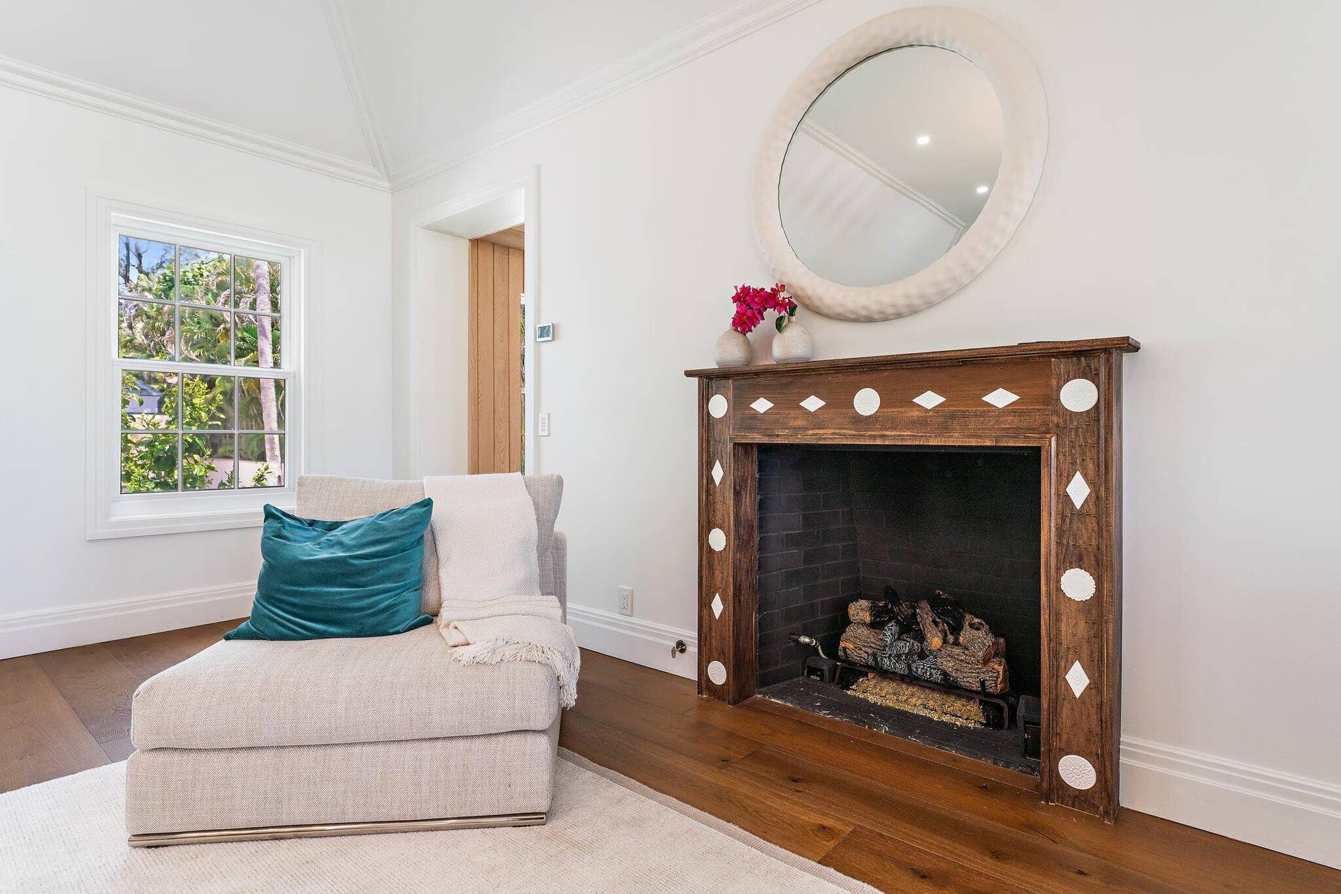 43 N Beach Road, Hobe Sound, FL 33455 Great Room Fireplace