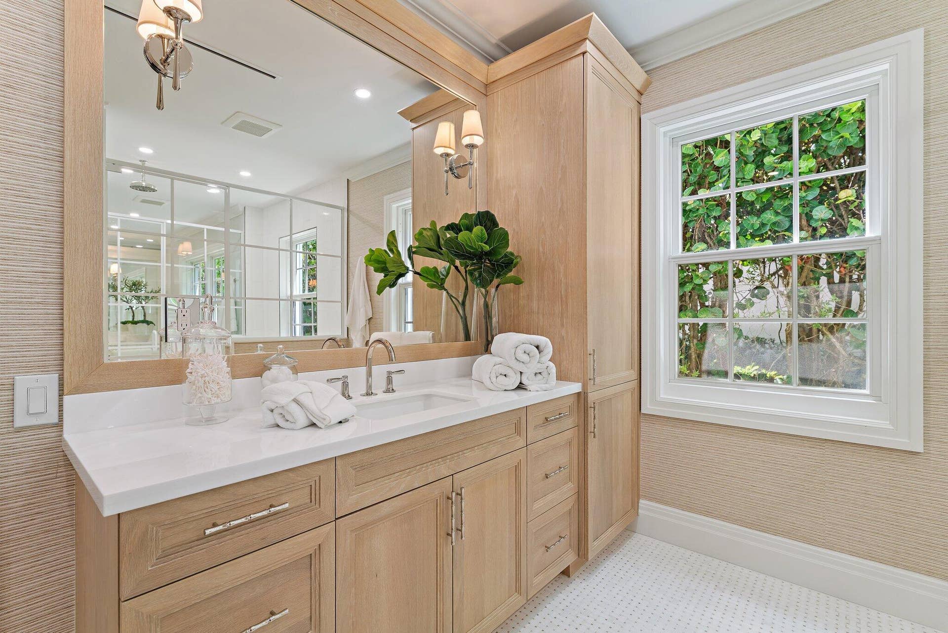 43 N Beach Road, Hobe Sound, FL 33455 His Primary Bath