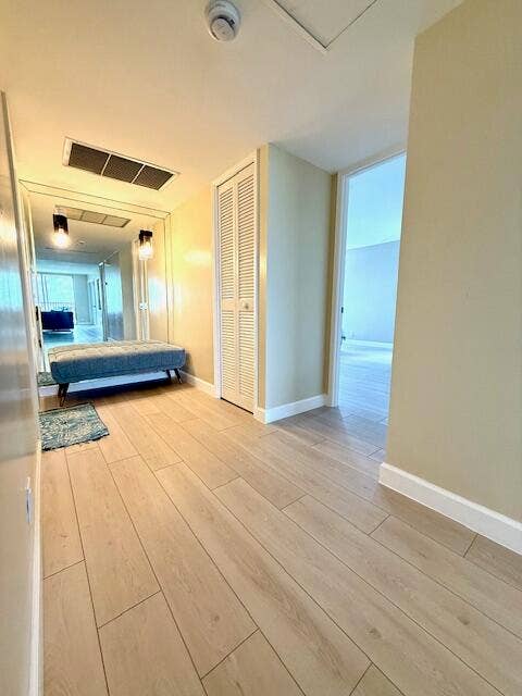 Palm Aire- Apt entrance