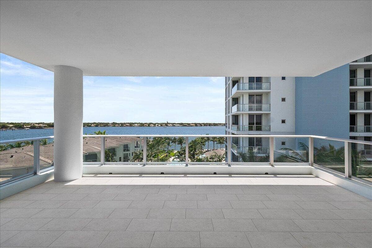 1 Water Club Way, #604, North Palm Beach, FL 33408 Balcony